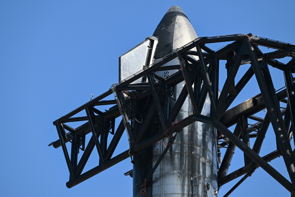 Starship on the launchpad at the SpaceX spaceport in in Boca Chica, Texas