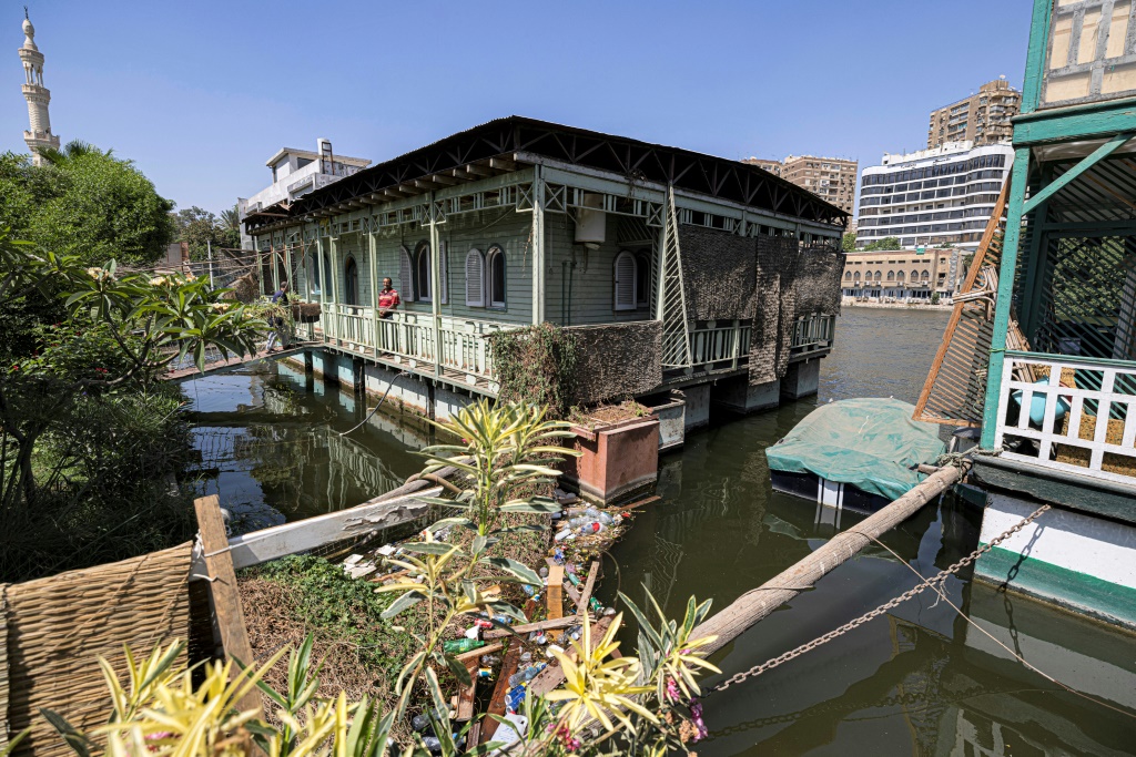 Soon, the sight of these houses, perched on metal caissons along the banks of the working-class neighbourhood of Imbaba opposite the upscale island of Zamalek, will be a memory