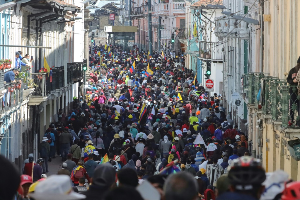 Some 10,000 protesters have gathered in the Ecuadoran capital