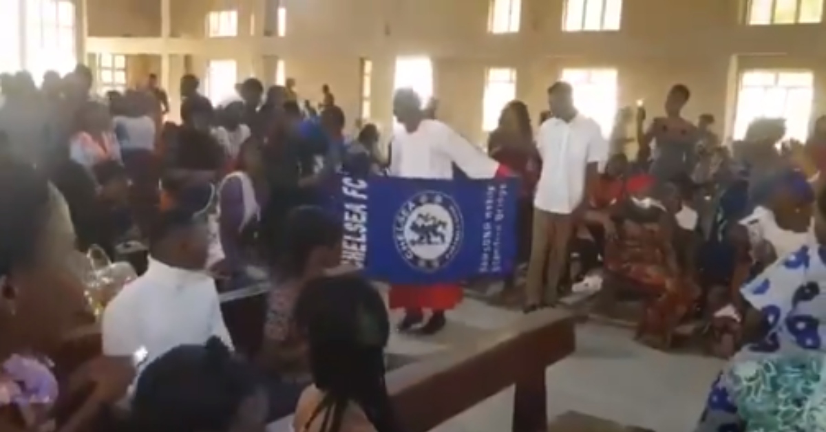 Chelsea fans Storm Church with flag to Celebrate Champions League Victory in Video