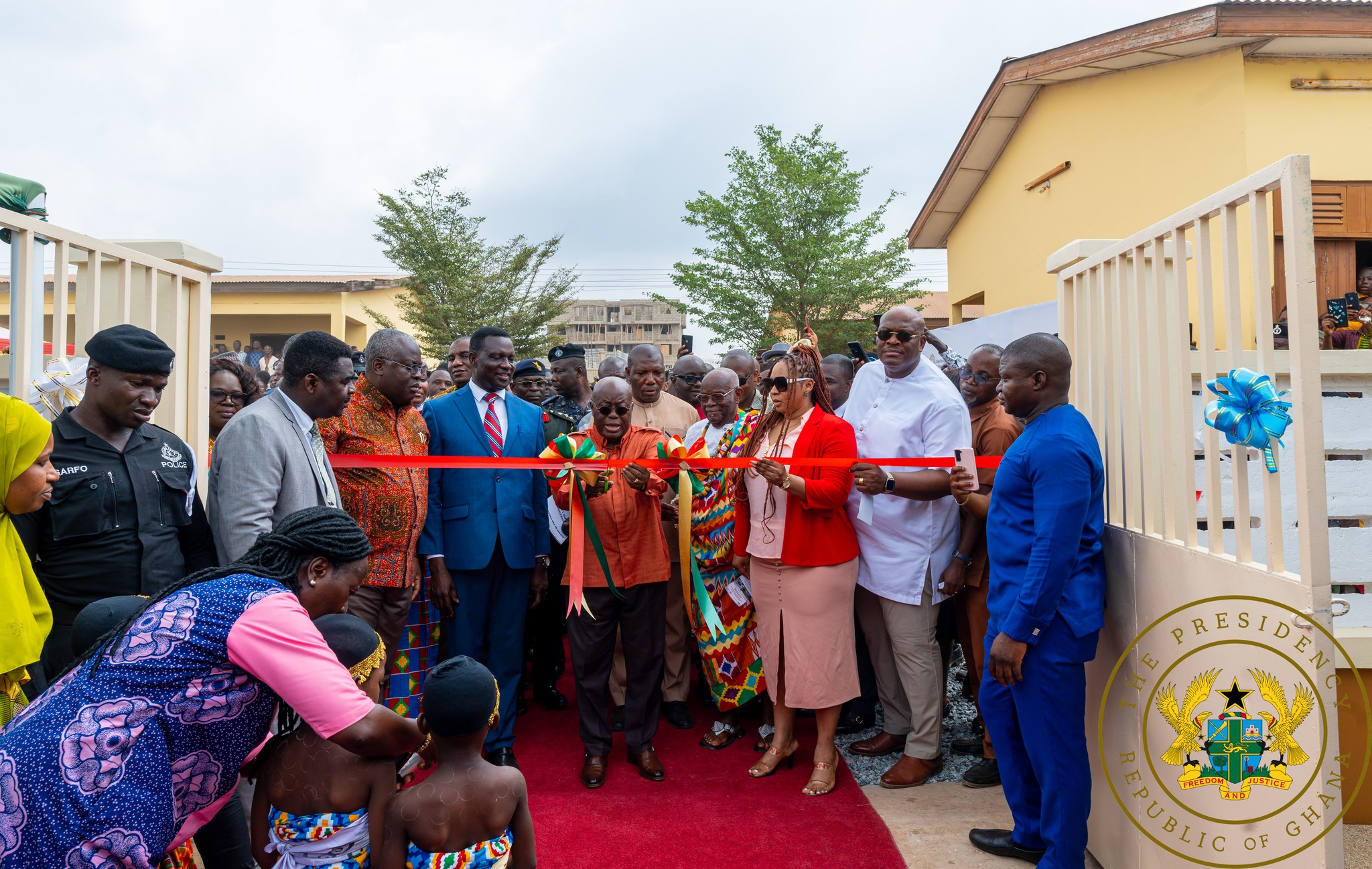 Nana Akufo-Addo was flanked by Adwoa Safo during the inauguration of the school.