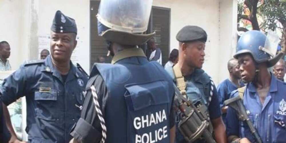 Greater Accra Regional Police Command arrest 5 policemen for extorting GHC40k from passengers