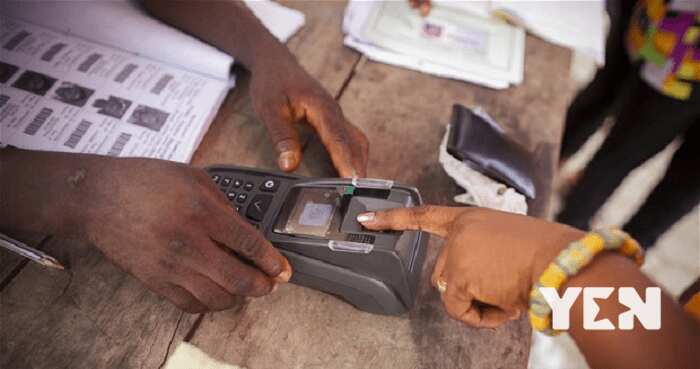 W/R: EC suspends voters registration pilot as BVR machine fails