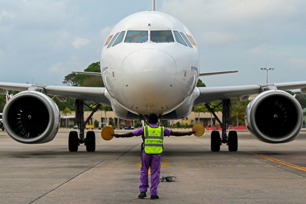 Even when Sri Lankan tourism was booming in 2017, the government found no takers for a 49 percent stake in its national carrier