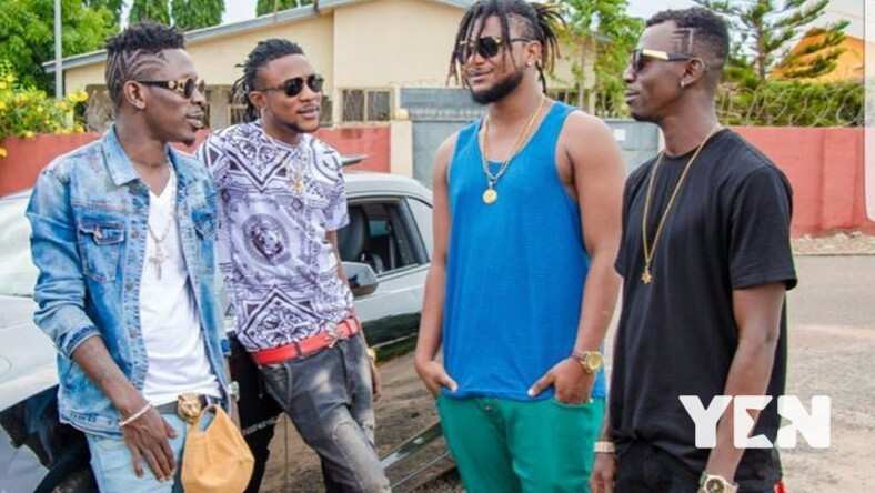 Shatta Wale finally confirms sacking militants; give reasons in new video