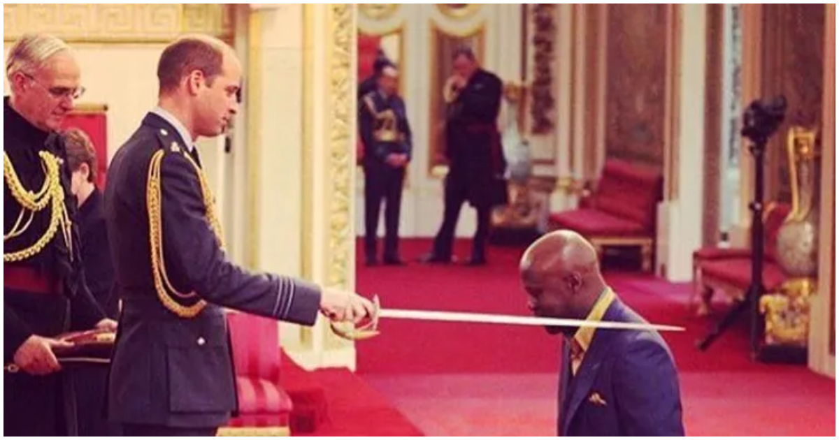 David Adjaye being honoured by Prince William for his architectural prowess