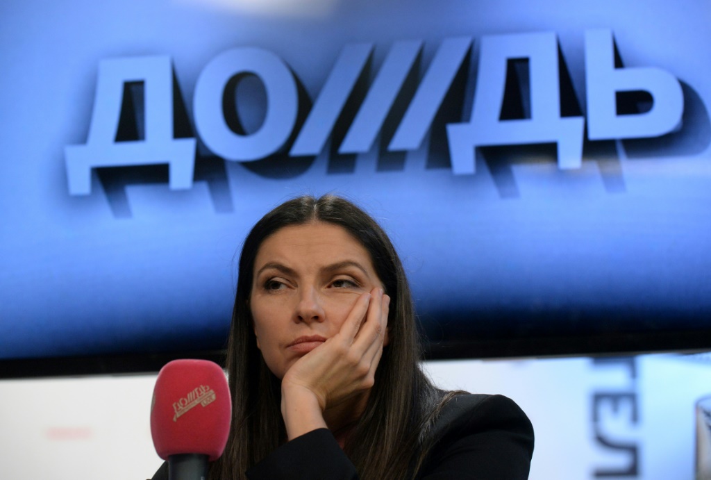 Dozhd suspended brodcasting from Russia with an emotional show on March 3 anchored by the channel's owner Natalya Sindeyeva
