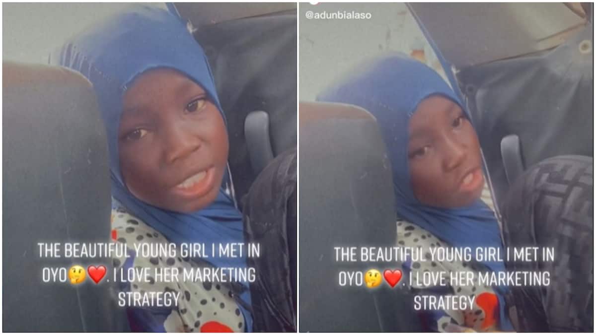 Poor smart Nigerian kids/hawking with confidence.
