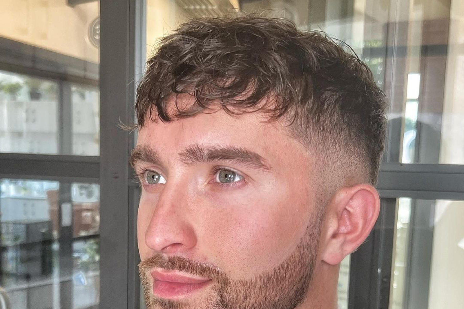 MEN'S HAIRSTYLES - DEALING WITH FRINGE AND FRAMING THE FACE