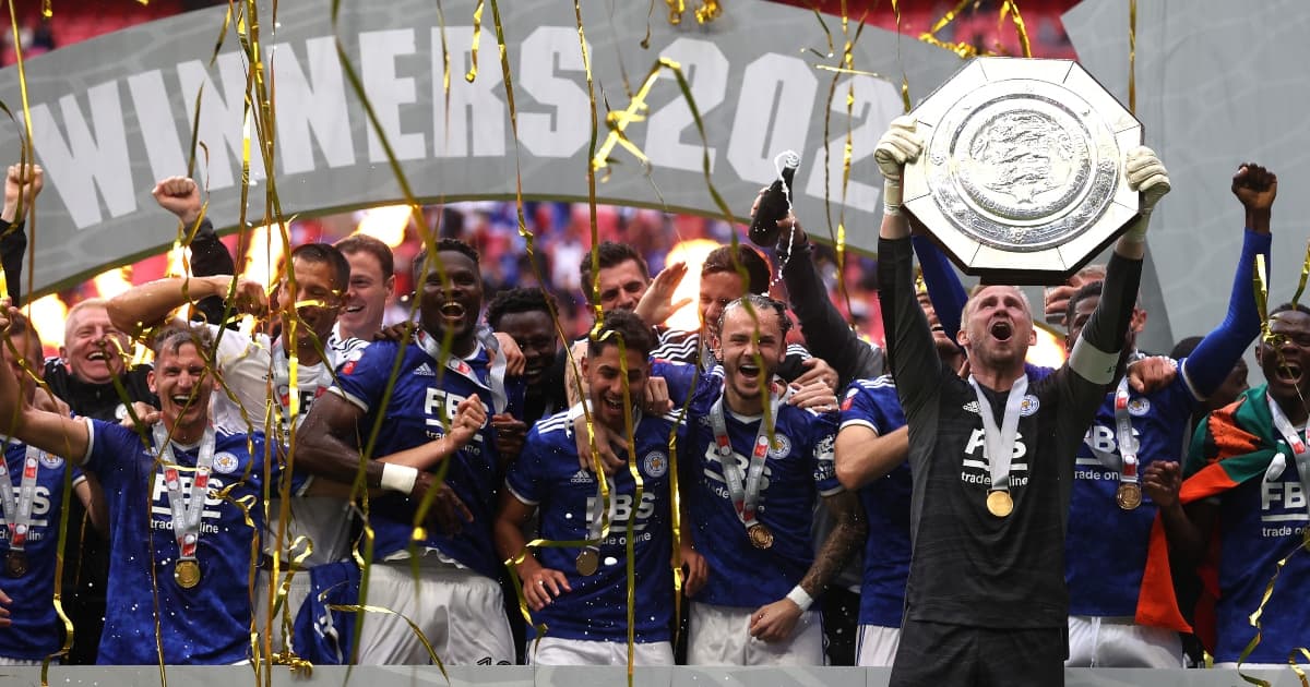 Leicester lifting FA Cup