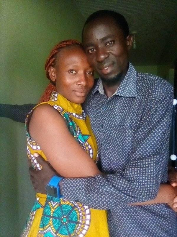 Migori man says he met his pretty wife when he was a bicycle rider