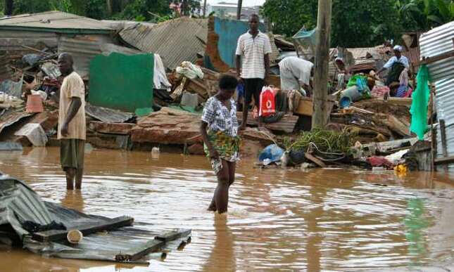 4 ways Ghanaians can stop the rains from flooding their homes