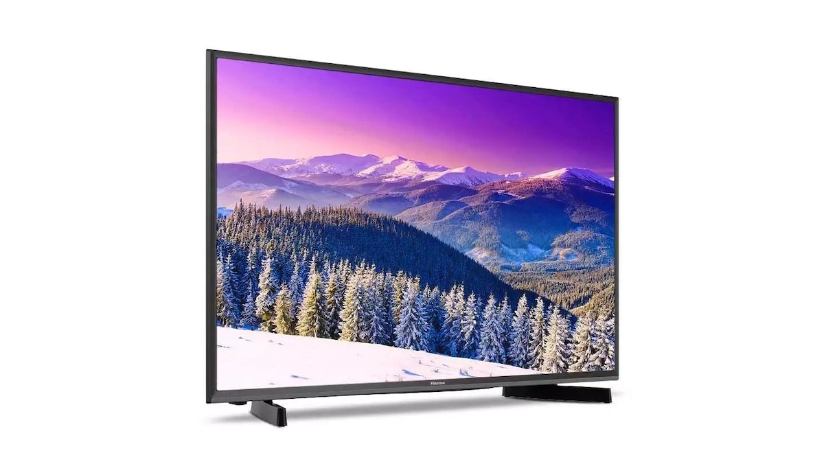 Цена телевизора хайсенс. LG lh590v. Телевизор Hisense 60a цена.
