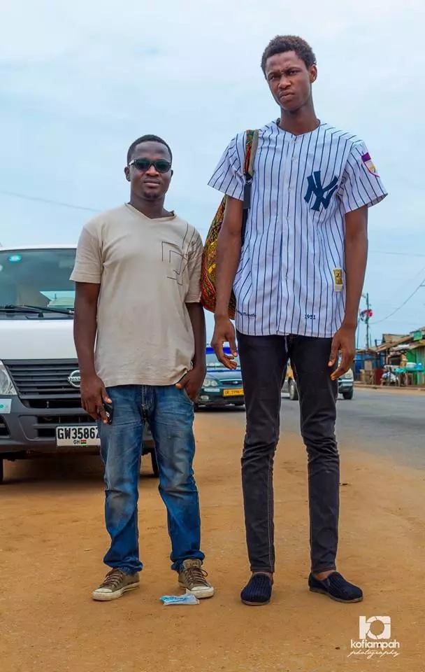 Photos: Meet the tallest man in Cape Coast