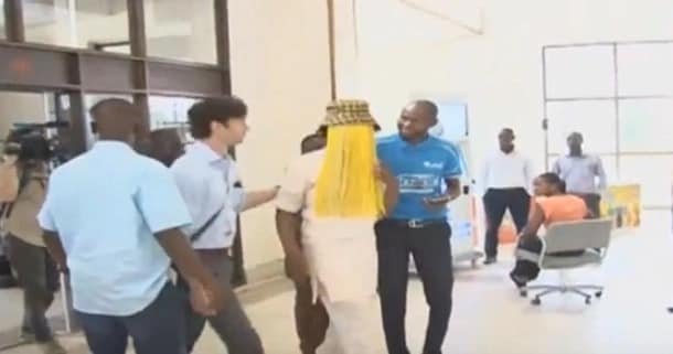 Anas shows up at Conference Centre hours before premiere of explosive video