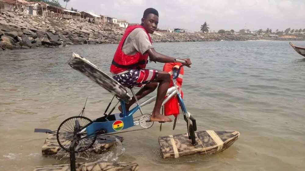 The Ghanaian inventor who built a bicycle purposely made for water-bodies shares exclusive videos with YEN.com.gh