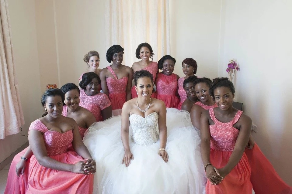 Five things to consider before choosing a maid of honour