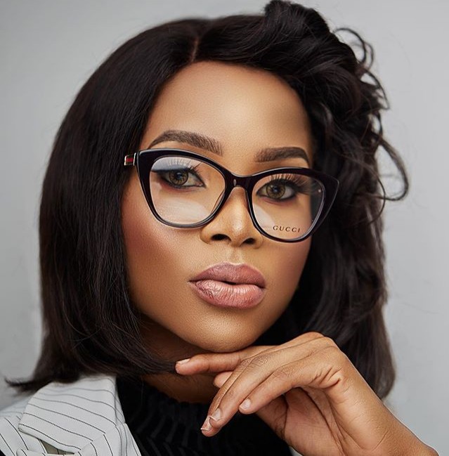 Benedicta Gafah drops curvy throwback photos to prove her beauty is not 'Obengfo' made