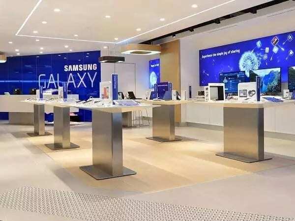 Samsung Ghana office contact number
Samsung Ghana Adabraka contact
Samsung Ghana head office contact
Samsung Ghana Accra Mall contact