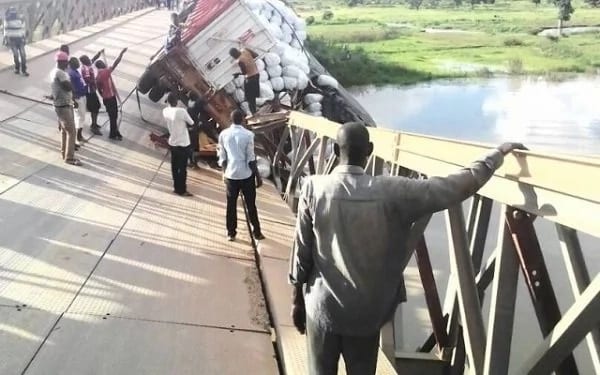 Tamale bridge collapses as heavy truck fails tries crossing over