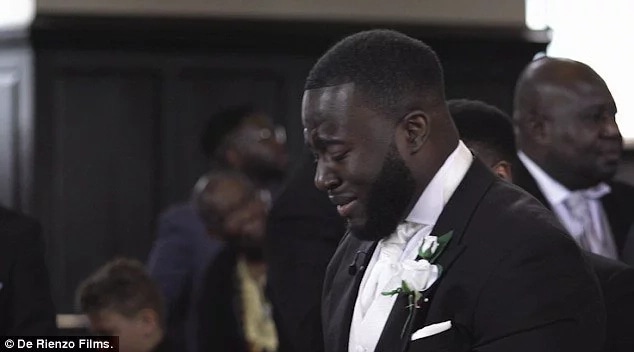 Video: Ghanaian-born Man weeps at his wedding