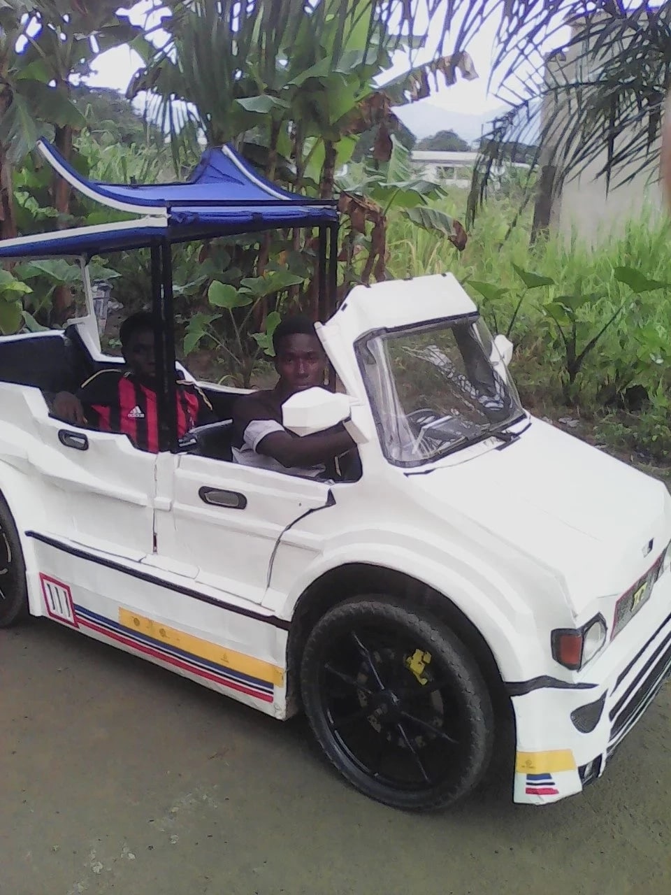 Young innovators: The two Ghanaian brothers who have successfully made a three-passenger car