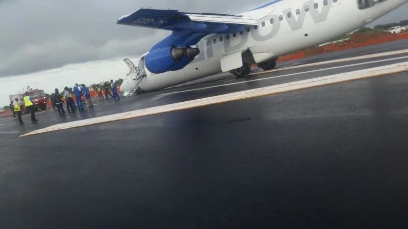 PHOTOS: Starbow Flight Crash-Lands In Tamale