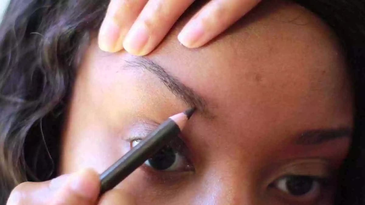 Easy eyebrow tutorials for beginners
