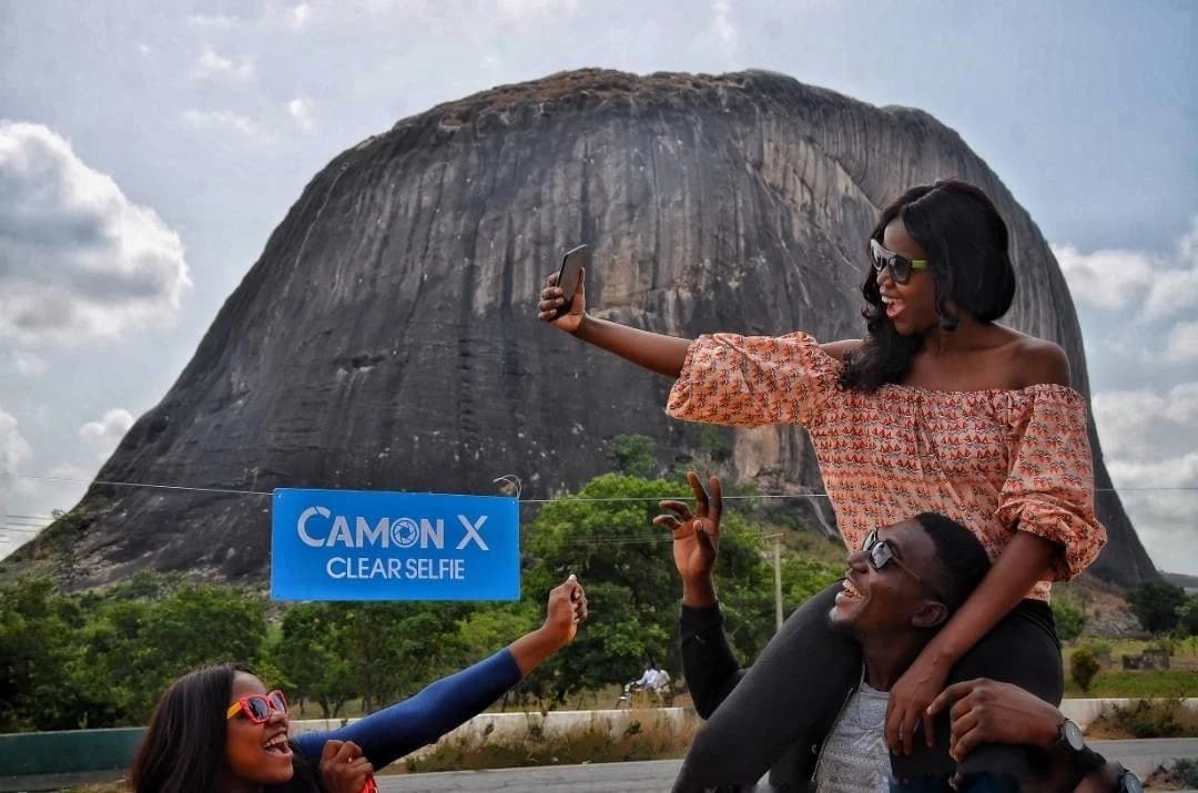 10 Reasons why the Techno Camon X is the best selfie Phone for 2018