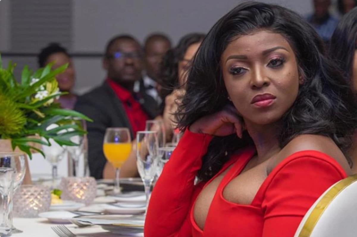 Yvonne Nelson, other celebs tease Yvonne Okoro for wearing Azumah's belt in latest photos