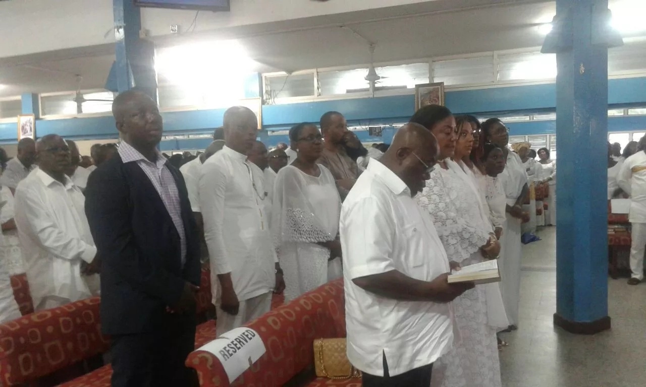 Photos: Nana Addo worships at Accra Ridge Church