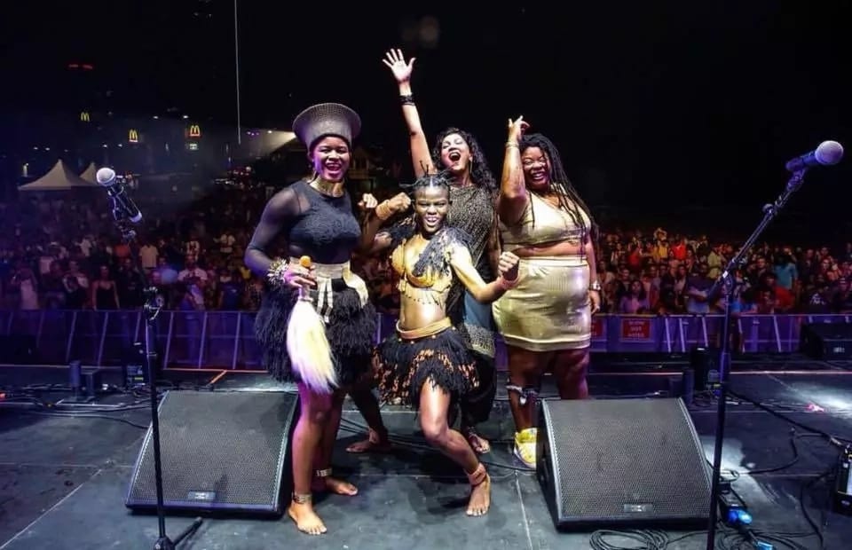 Wiyaala performs at closing ceremony of 2018 Commonwealth Games
