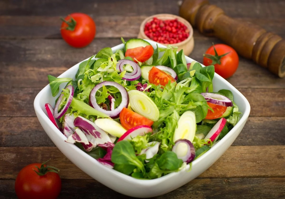 how to prepare salad at home