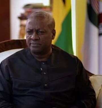 9 pictures that suggest the John Mahama is the best choice for Ghana