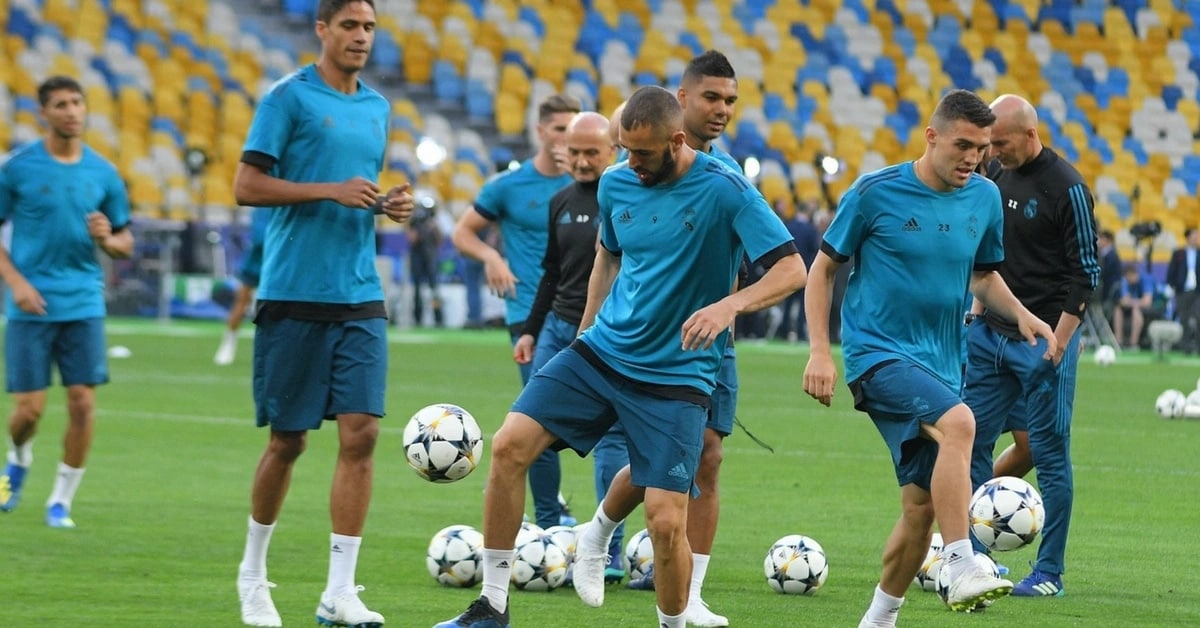 Real Madrid stars train in Kiev ahead of their Champions League final match against Liverpool (photos)