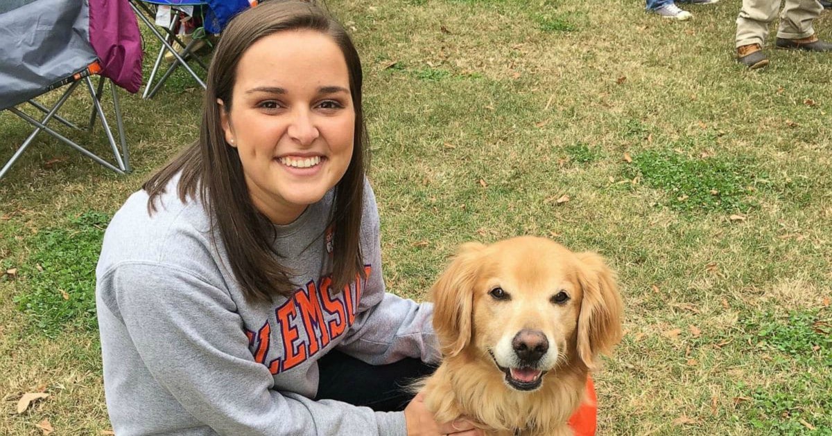 Woman writes emotional obituary for her dog: "He was the best boy"