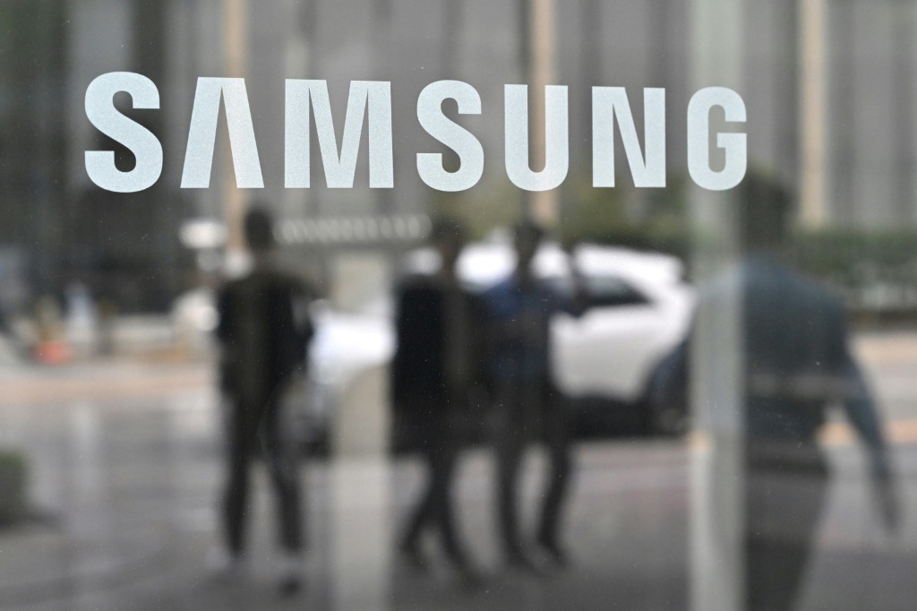 Samsung is being faced with the first-ever walkout in company history