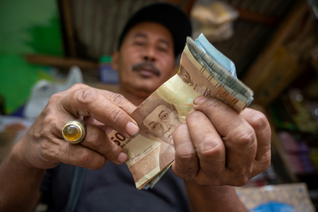 Indonesia's central bank hiked its key interest rate for the second straight month