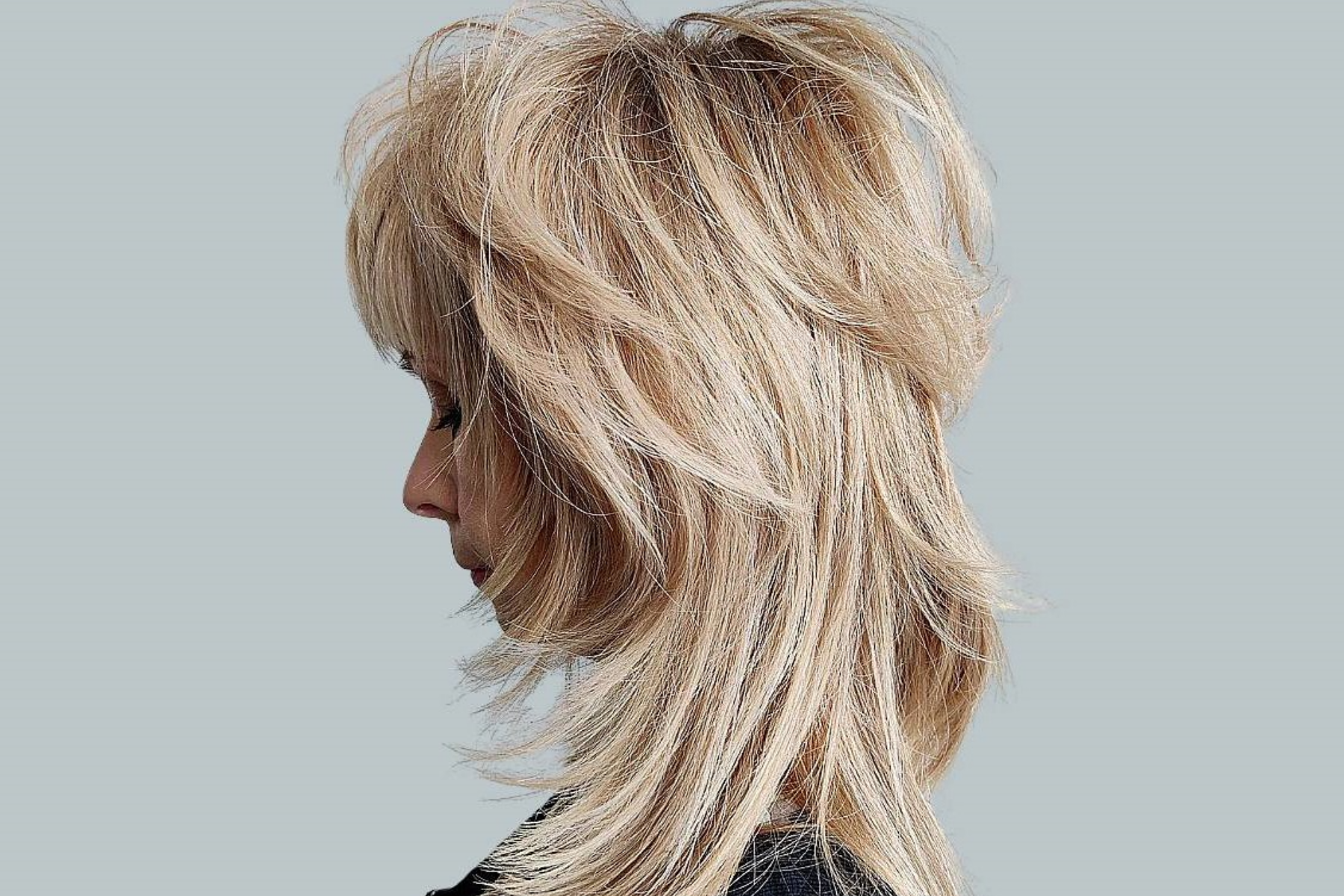 Curtain bangs with layers
