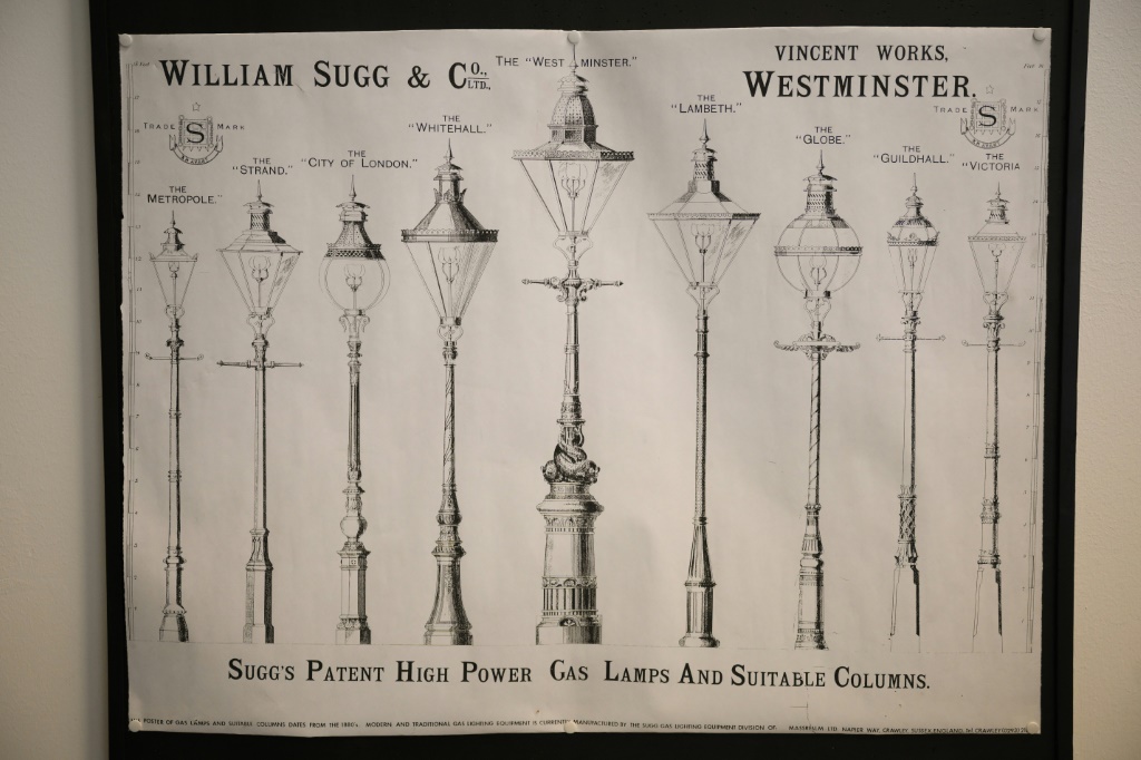 London has more than 1,000 gas street lamps dating back to the 19th century