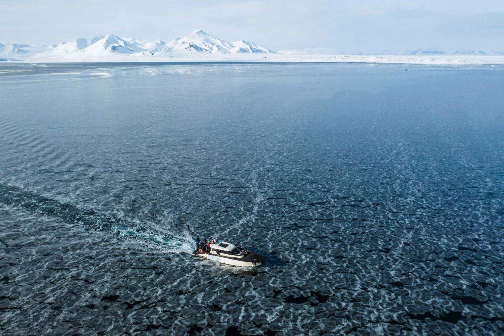 Eksperimentālie testi par Norvēģijas kontroli pār Svalbāras arktiskajiem resursiem