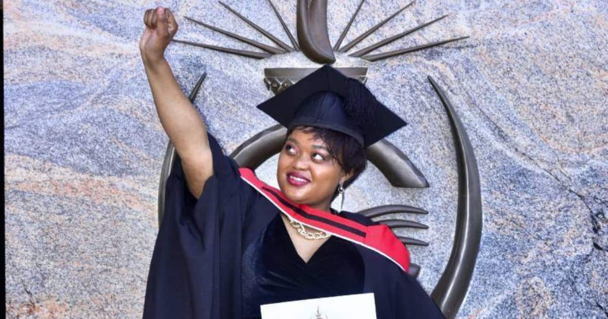 Varsity World, Woman, Bachelor of Law with Honours, Degree, Graduates, Mzansi, Facebook, Academic, Achievement