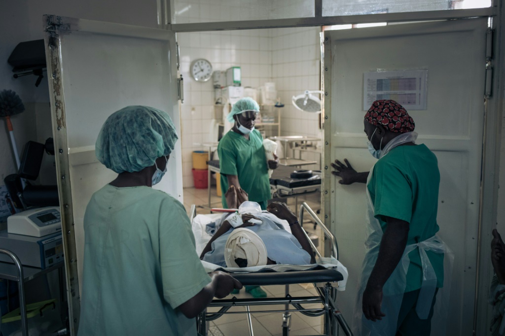 Hospital staff are concerned about the number of amputations they may have to perform if a humanitarian corridor opens up