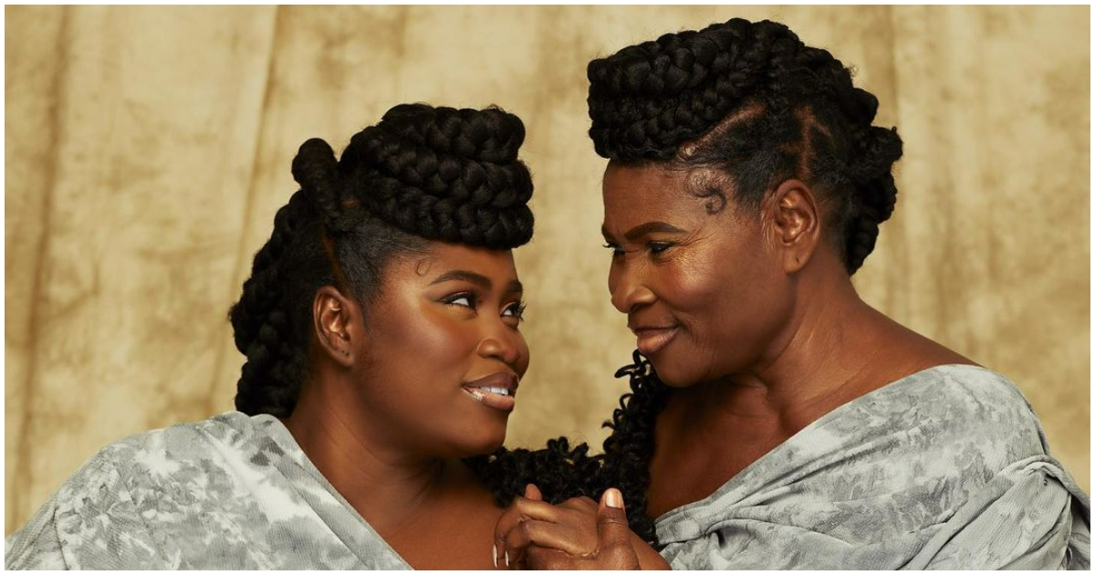 Lydia Forson and mom twin in adorable photos, many admire striking resemblance and flawless melanin skin