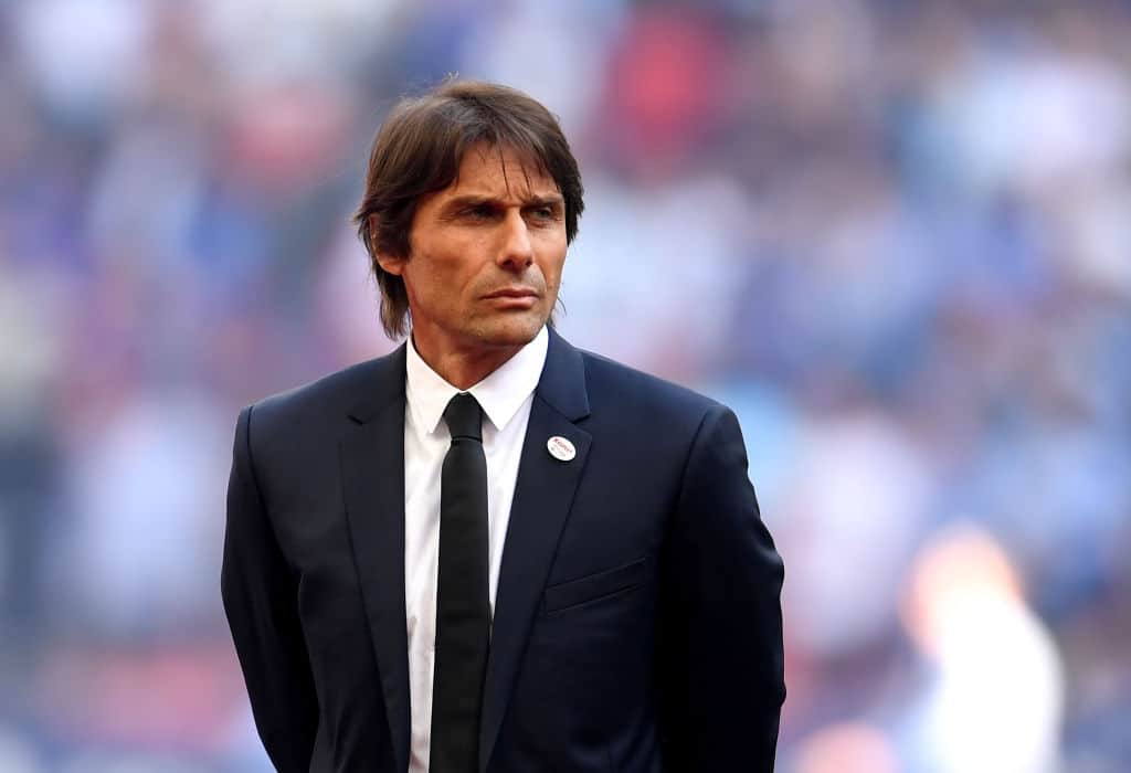 Former Inter Milan boss Conte expected in London to join Chelsea rivals