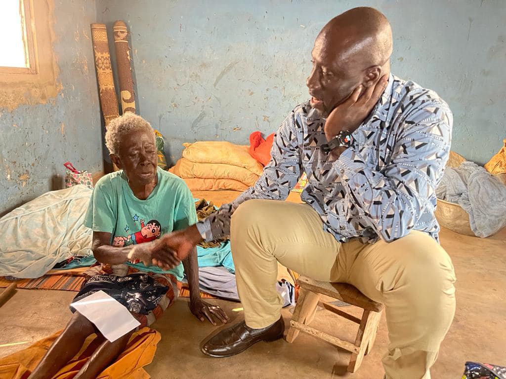 104-year-old widow who sleeps on a mat gets help.