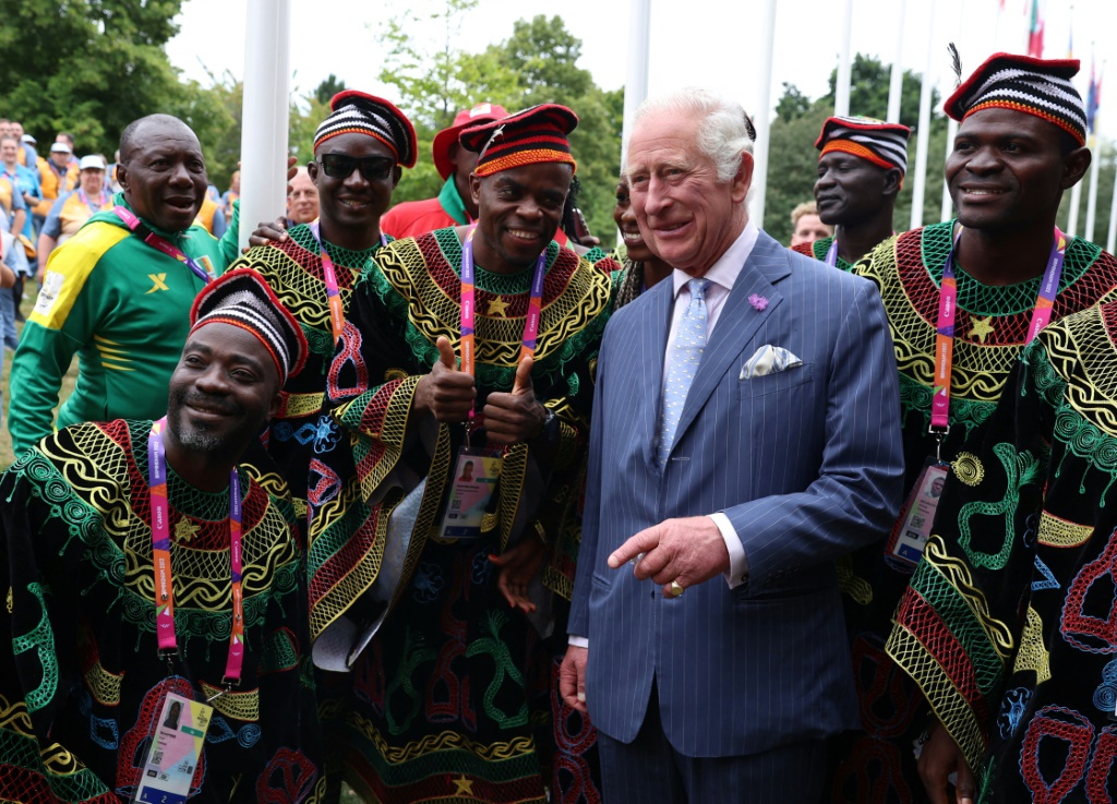 Charles posed with athletes and members of the Cameroon team on the eve of the 2022 Commonwealth Games