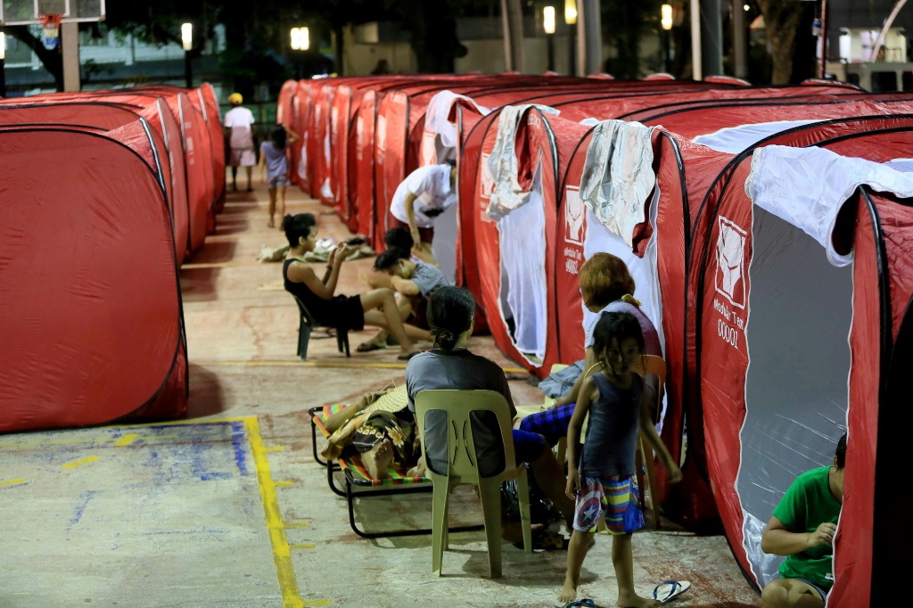 Nearly 5,000 people remain in evacuation centres after a 7.0-magnitude quake struck the Philippines
