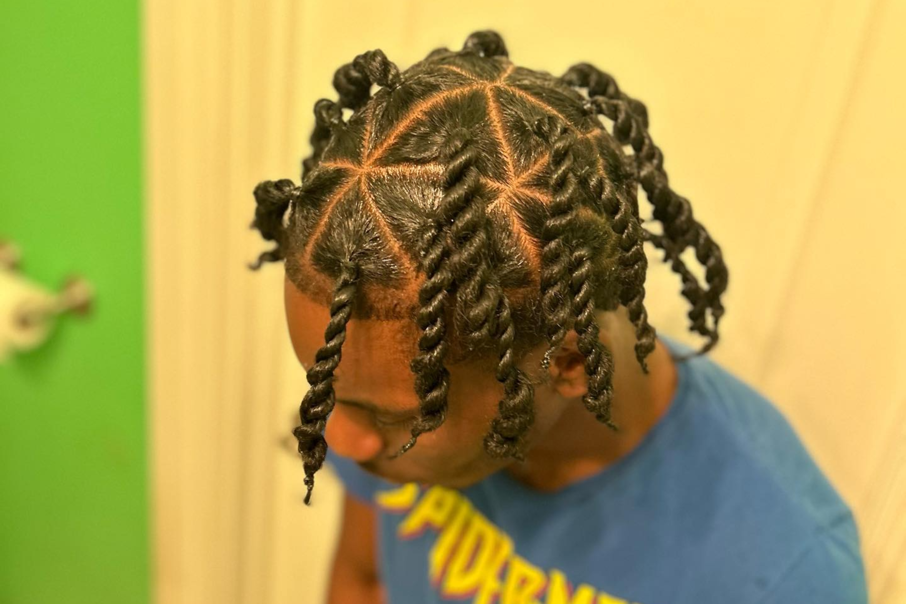 Best Men's Afro Hair Salons London for Two-Strand Twists Braids - FroHub