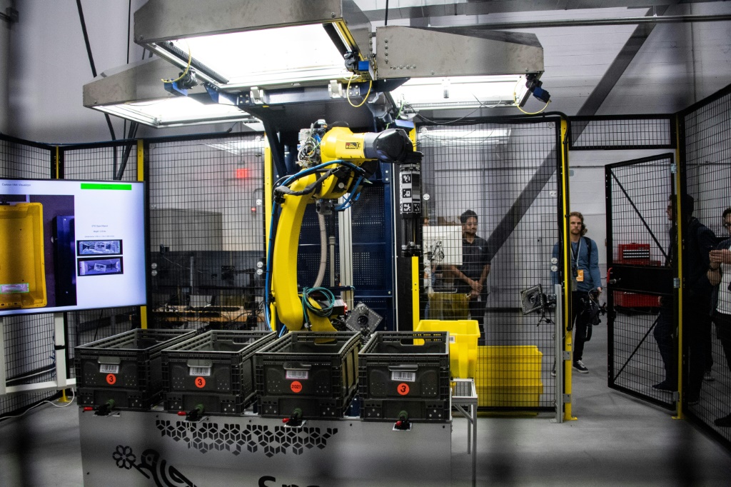 The sparrow robot is able to pick up unpackaged items to sort them at Amazon's BOS27 Robotics Innovation Hub in Westborough, Massachusetts on November 10, 2022